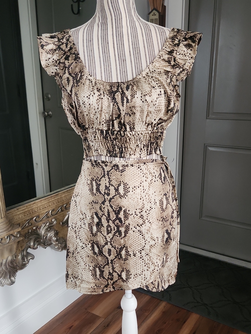 Le Lis Snake Print Ruffle Sleeve Top & Skirt Set